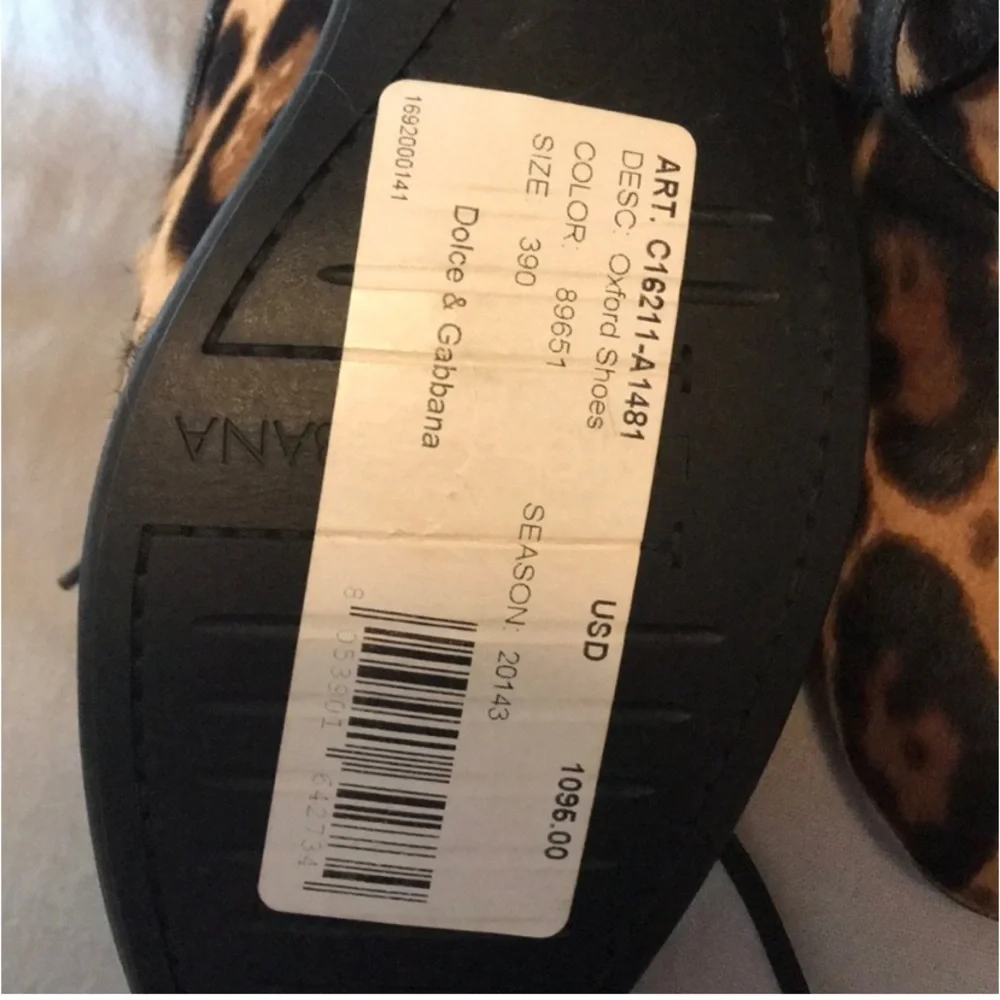 ๐ Dolce & Gabbana Exclusive: Leopard-Print Calf Hair Derby Shoes ๐ - Picture 4 of 5